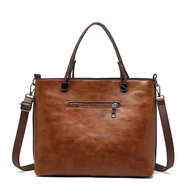 Britta's Timeless Elegance | Leather Shoulder Bag